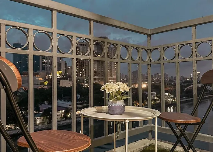 Cozy In Mandaluyong With Balcony, Pool &netflix * Manila