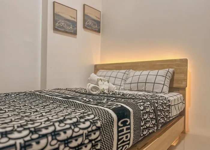 Apartment Cozy In Mandaluyong With Balcony, Pool &netflix